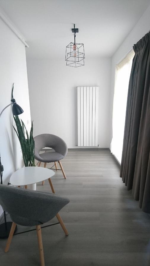 Life Apartment
